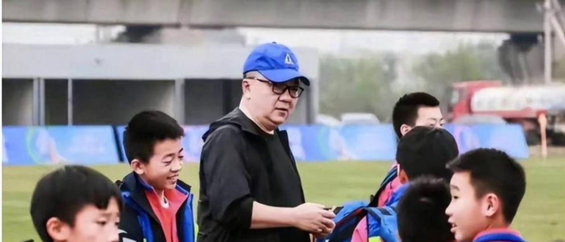 字母哥交易下家排名:绿军居首 热火随后