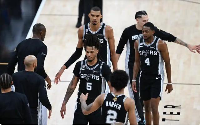 迈克·布朗的NBA冠军履历:尼克斯主帅有多少枚戒指?