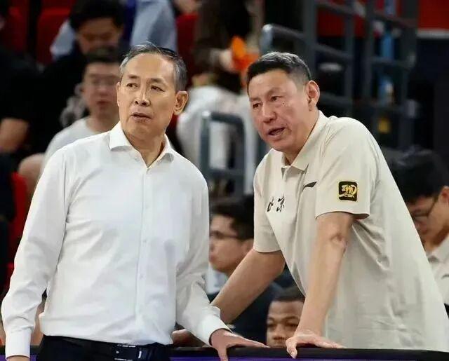 悟空体育ESPN:马刺大概率留下福克斯