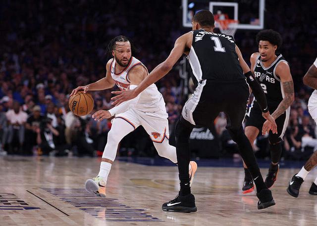 NBA头牌詹姆斯的"被低估"困局:5.8亿赚了23赛季,他还在被压价?