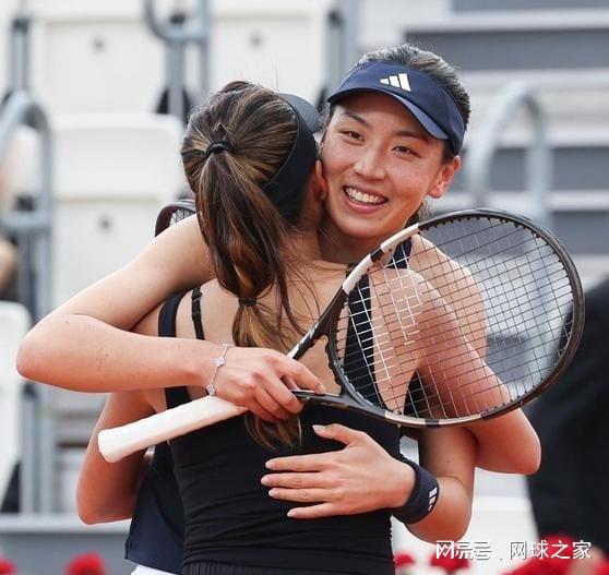 尼克斯愿超税留夺冠功臣罗宾逊