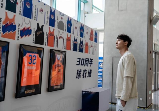 悟空体育-拿下NBA总冠军的纽约尼克斯队,还是联盟赚钱高手