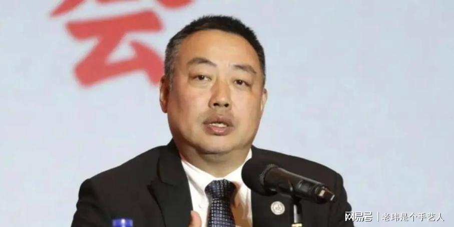 曝绿军追字母哥三方交易存硬伤