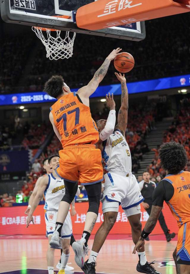 悟空体育-大揭秘!NBA史上最失败的五笔交易,个个离谱至极