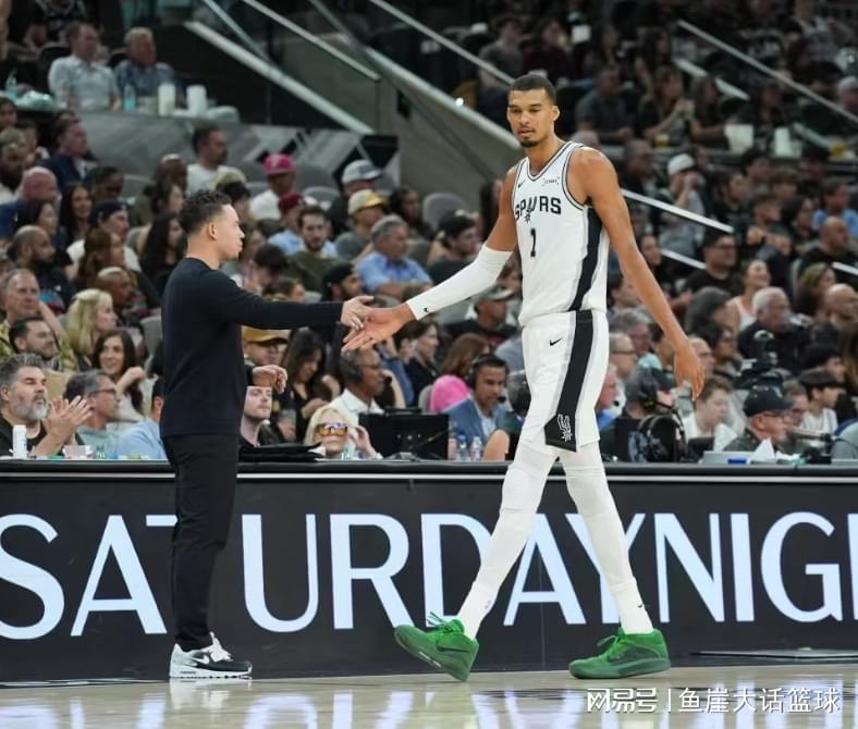 出大事了！NBA超级巨哈登在休斯顿被捕，或影响其职业生涯
