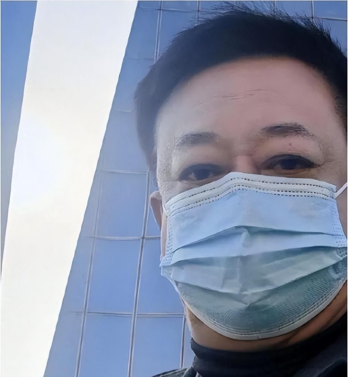 悟空体育-NBA总决赛G5首发出炉:双方均不变阵 马刺固执仍用福克斯首发